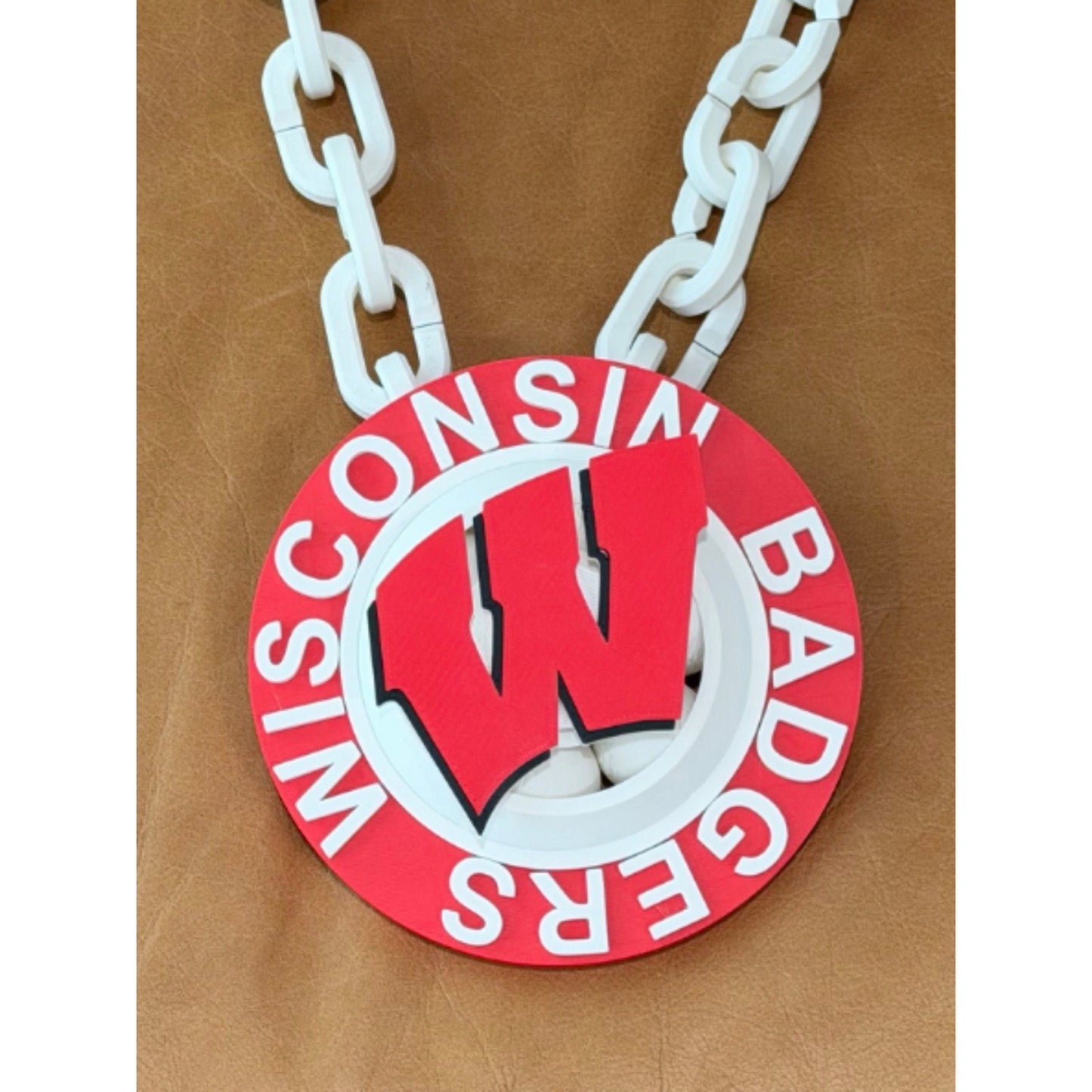 Wisconsin Badgers Spinner Chain