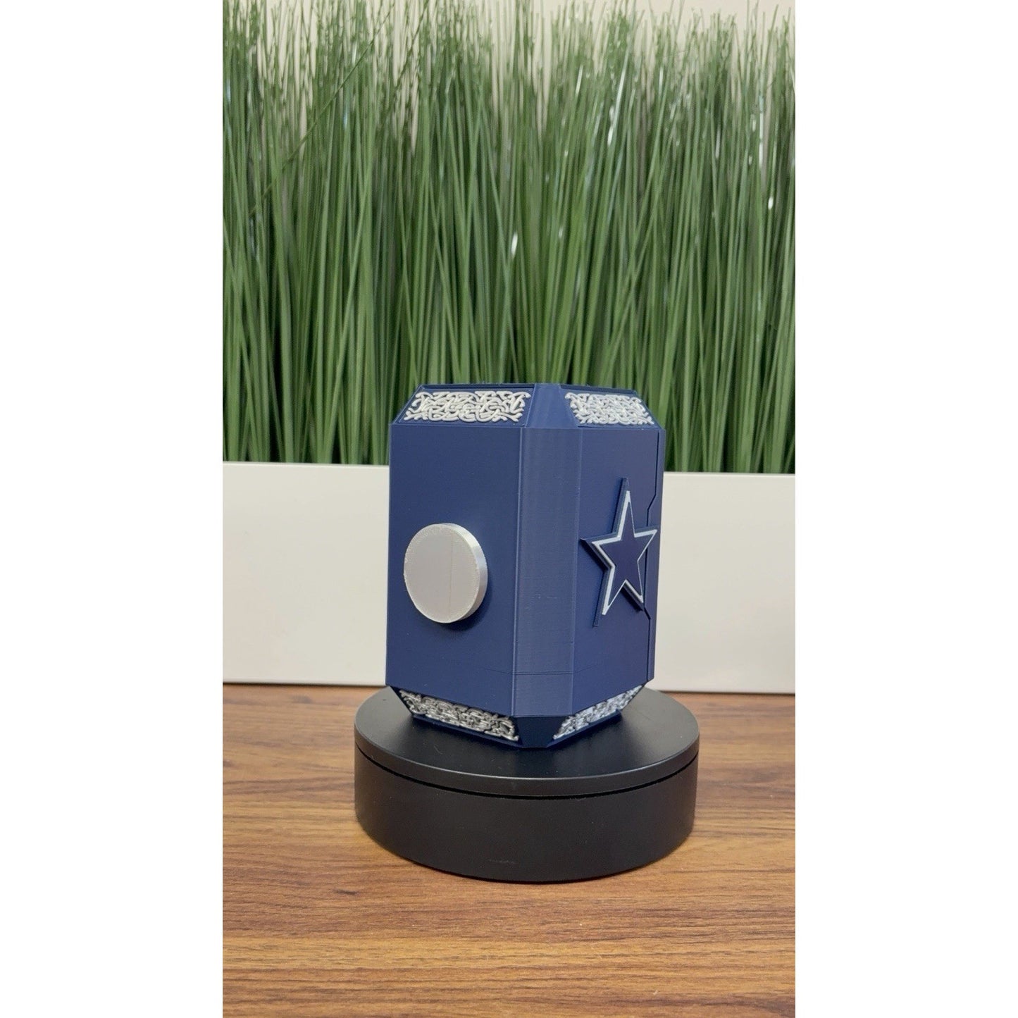 Dallas Cowboys Can Holder Koozie