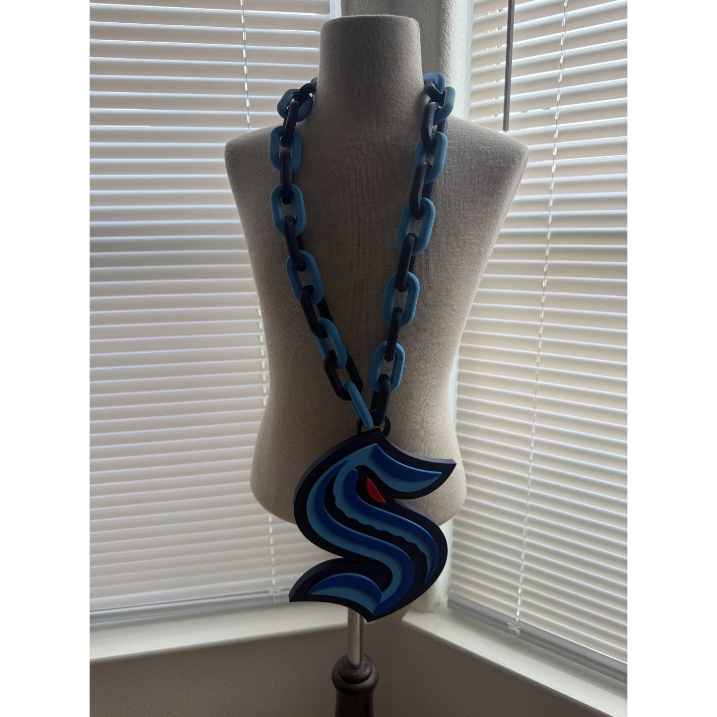 Seattle Kraken Oversized Necklace Fan Chain "Krak Heads"