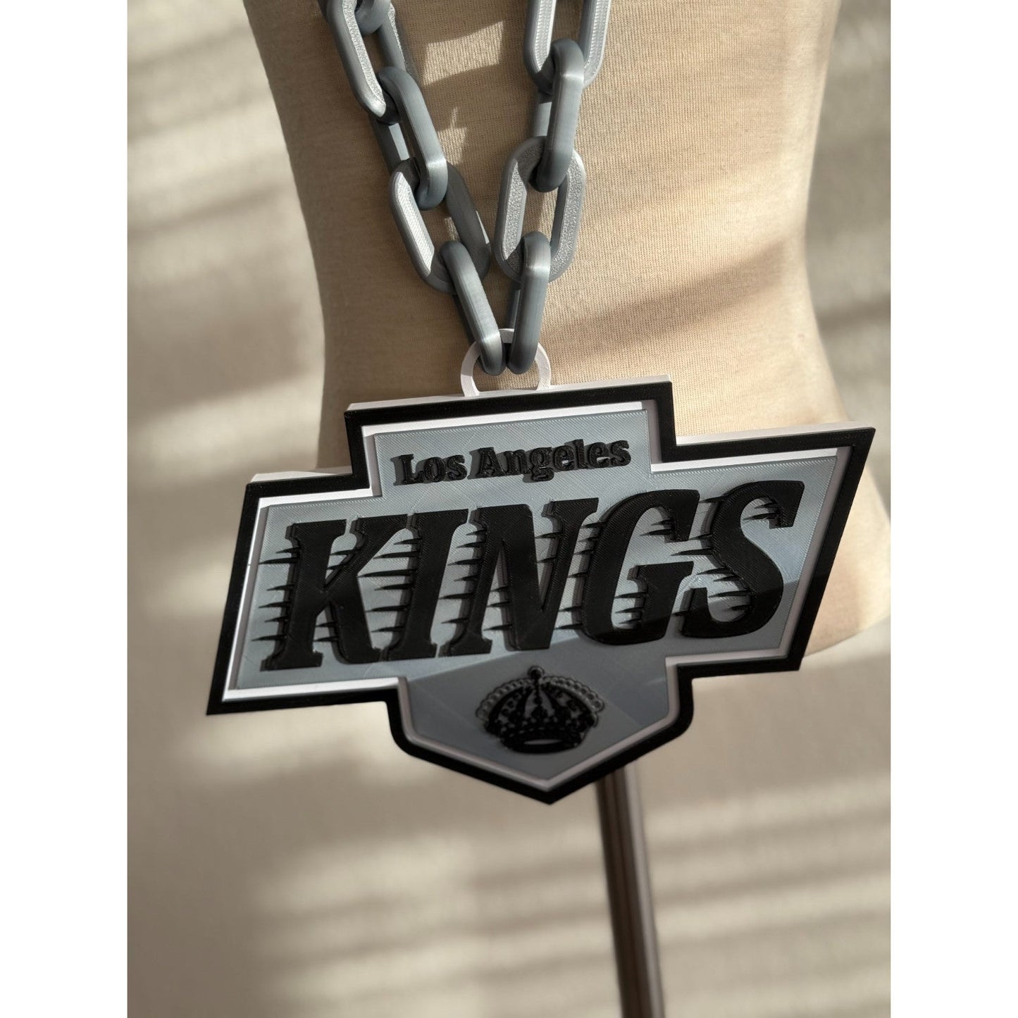Los Angeles Kings Logo Oversized Necklace, Hype Chain. LA Kings puck!