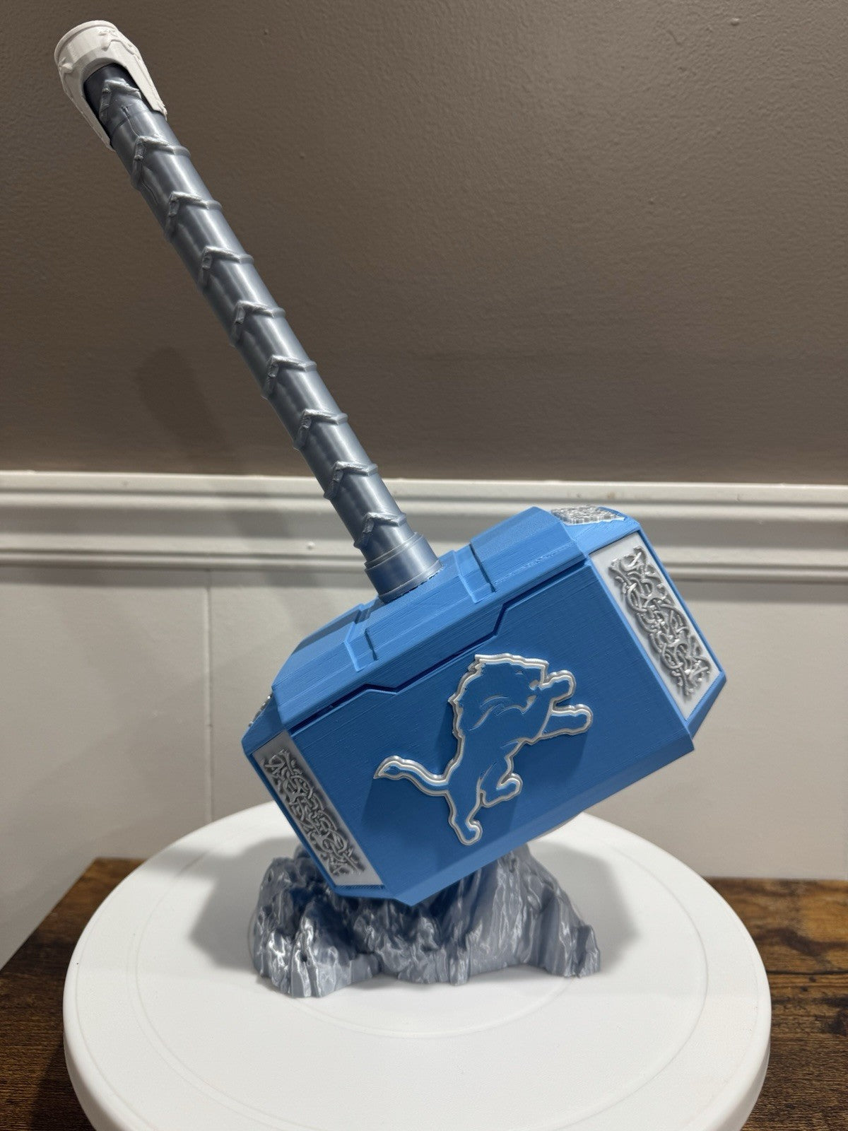 Detroit Lions Thor Hammer Decoration NFL football Gifts Man Cave Desk Office
