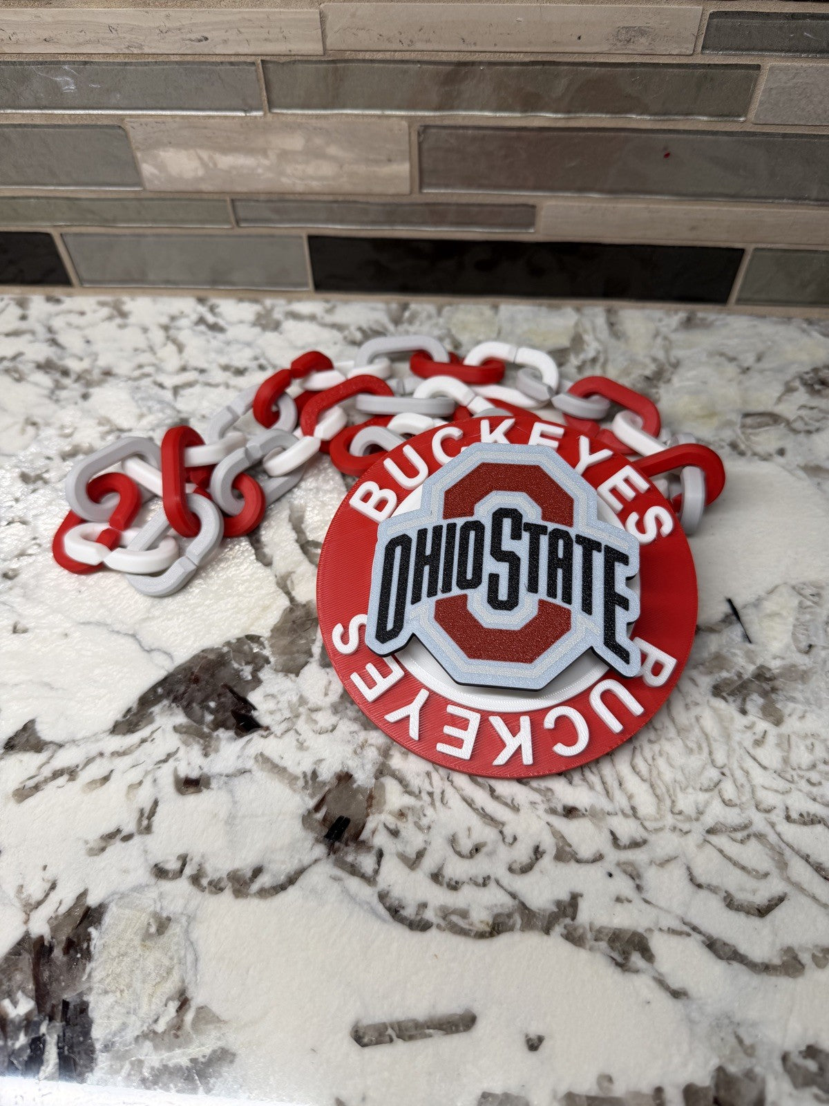 Ohio State Buckeyes Spinner Turnover Chain | 4.75â Pendant | 36â Chain