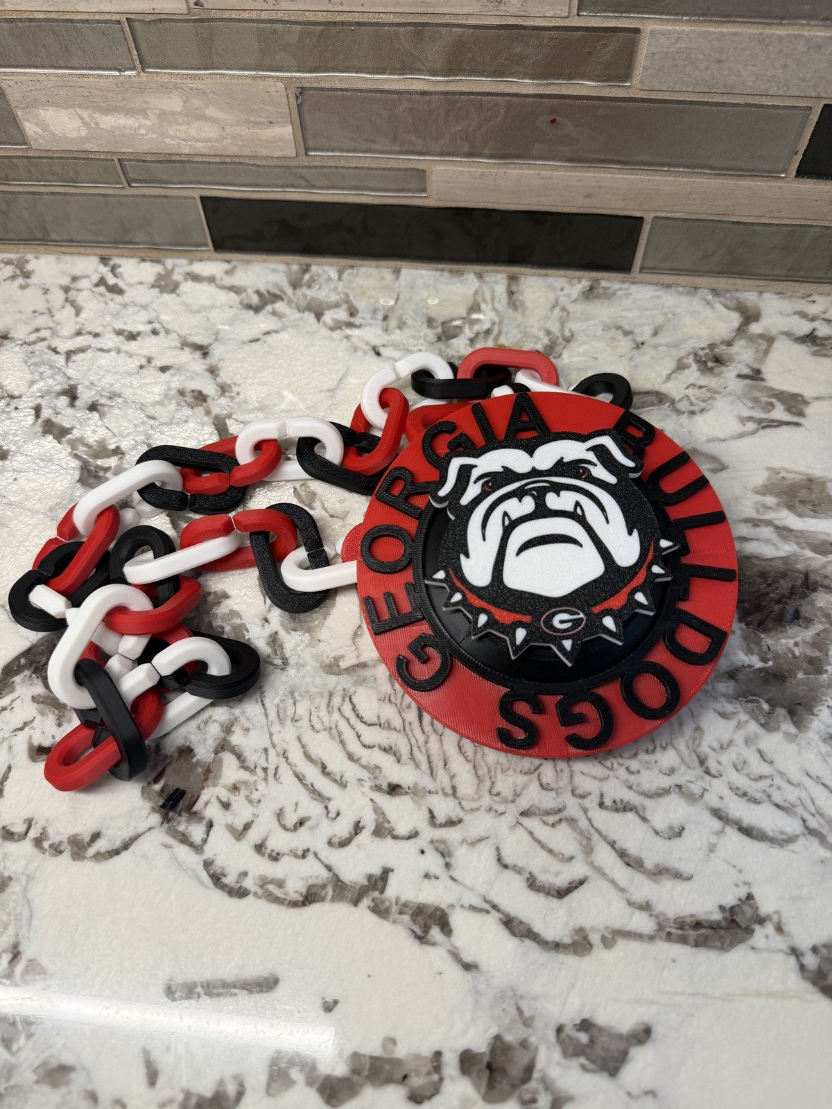 Georgia Bulldogs Spinner Turnover Chain | 4.75” Pendant | 36” Chain | Georgia