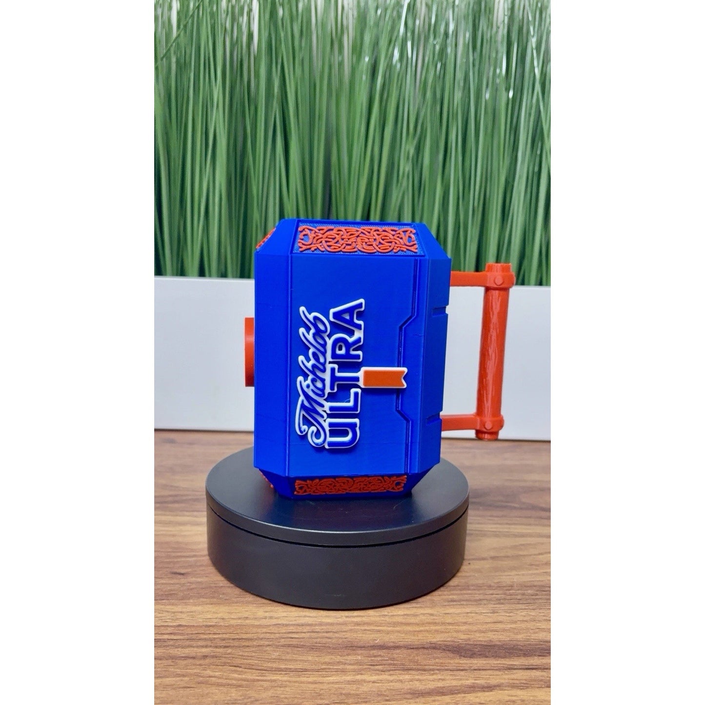 3D Printed Michelob ULTRA Can Holder Koozie - Fits 12oz Cans