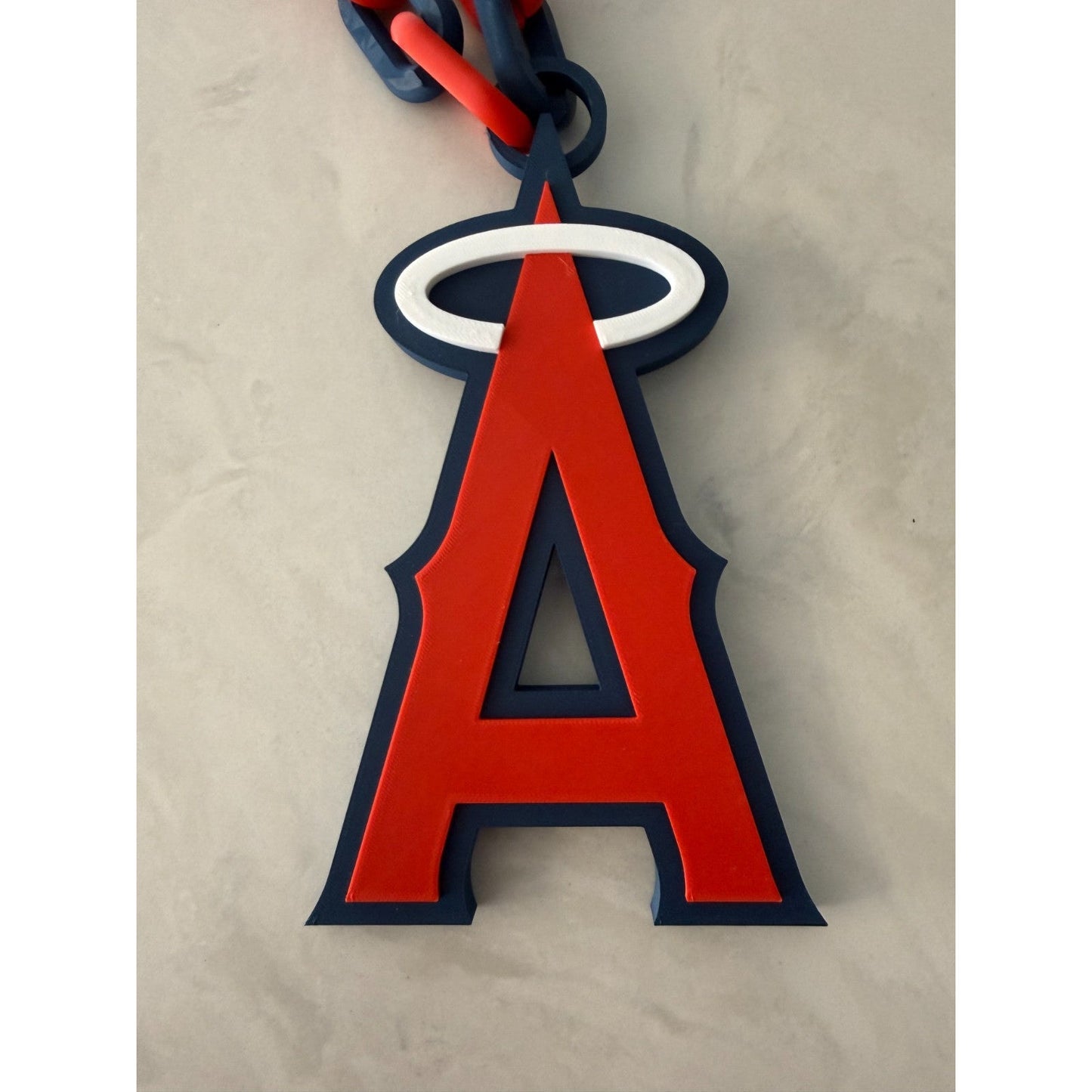 Los Angeles Angels Oversized Logo Pendant and MLB Fan Chain