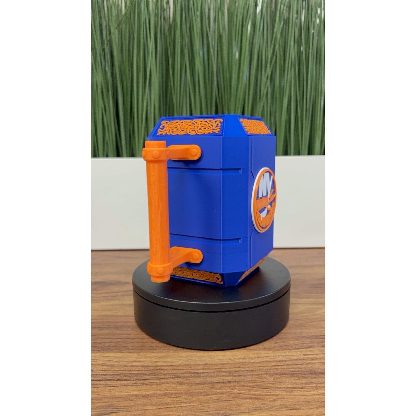 3D Printed New York Islanders Can Holder Koozie - Fits 12oz Cans