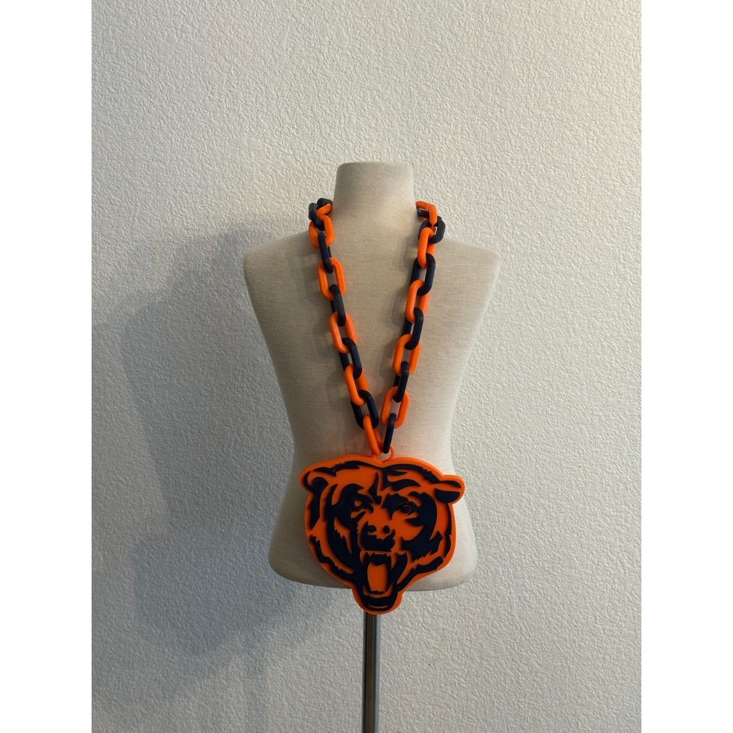"Chicago Bears Oversized Logo chain necklace Support "Bears Nation "