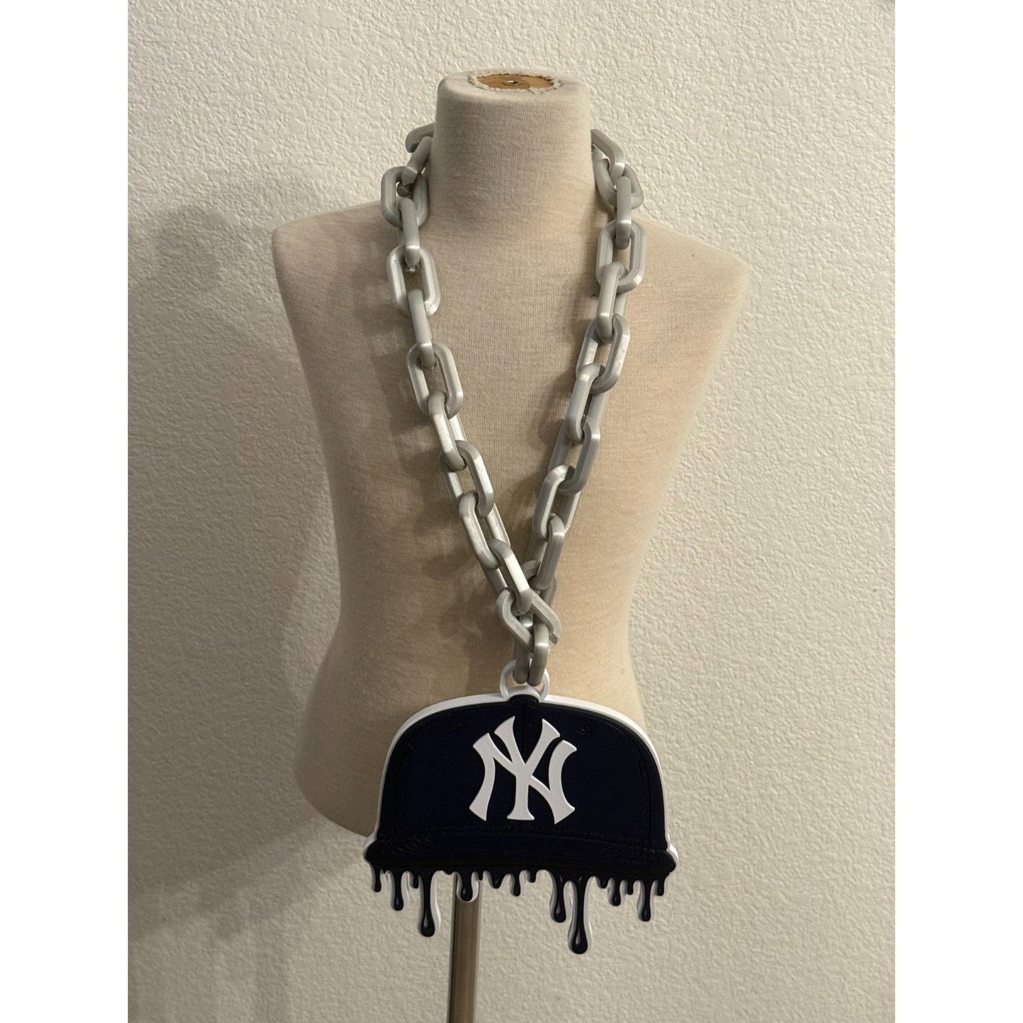 New York Yankees Drip Cap Necklace, Hype Chain Join "the Bleacher Creature,