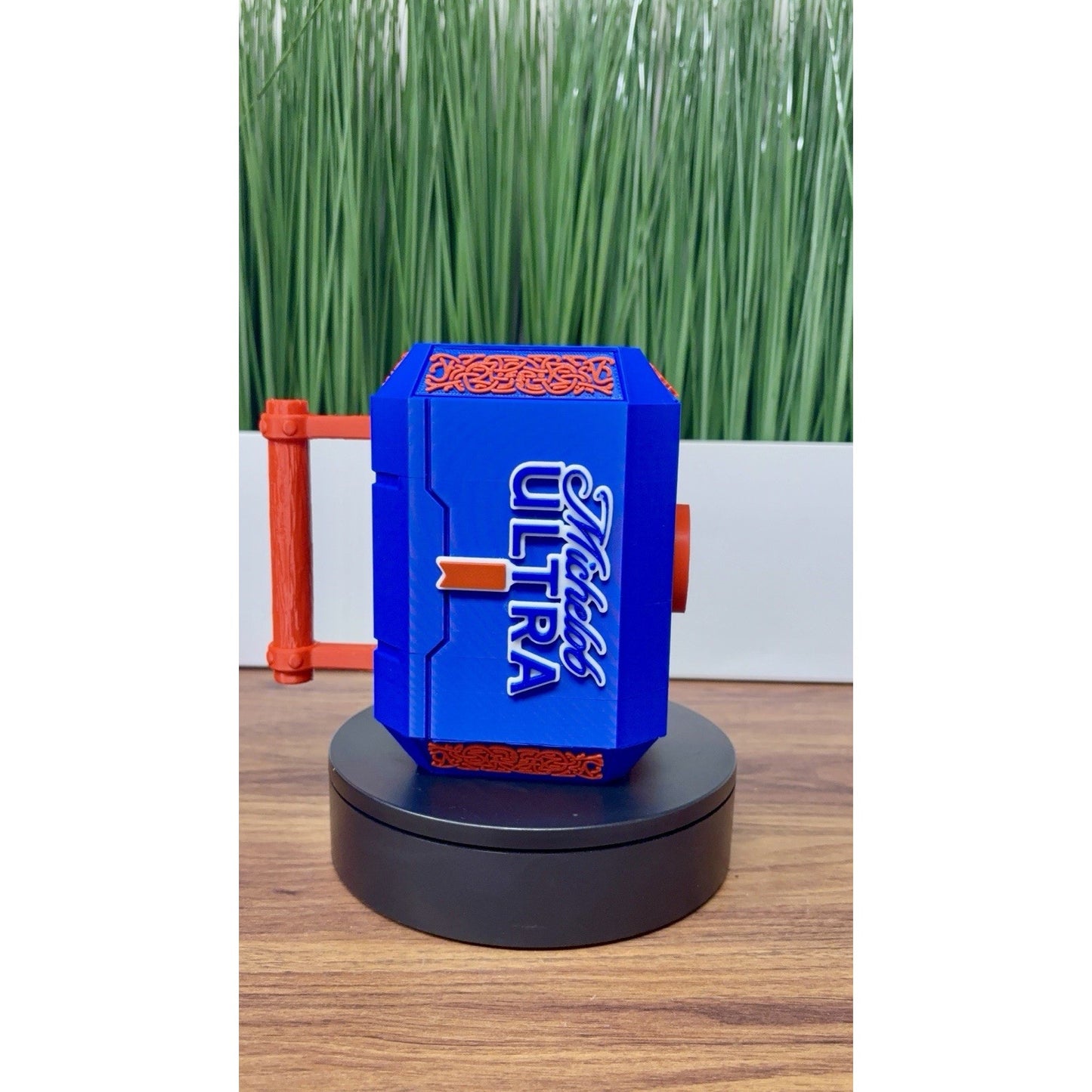 3D Printed Michelob ULTRA Can Holder Koozie - Fits 12oz Cans