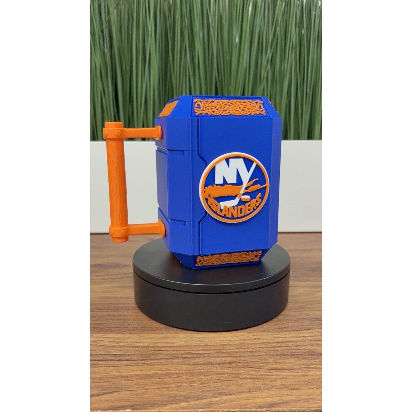 3D Printed New York Islanders Can Holder Koozie - Fits 12oz Cans