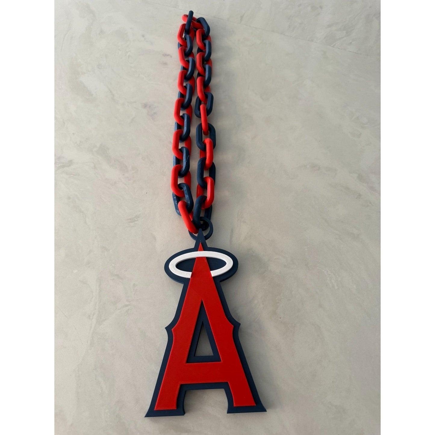 Los Angeles Angels Oversized Logo Pendant and MLB Fan Chain