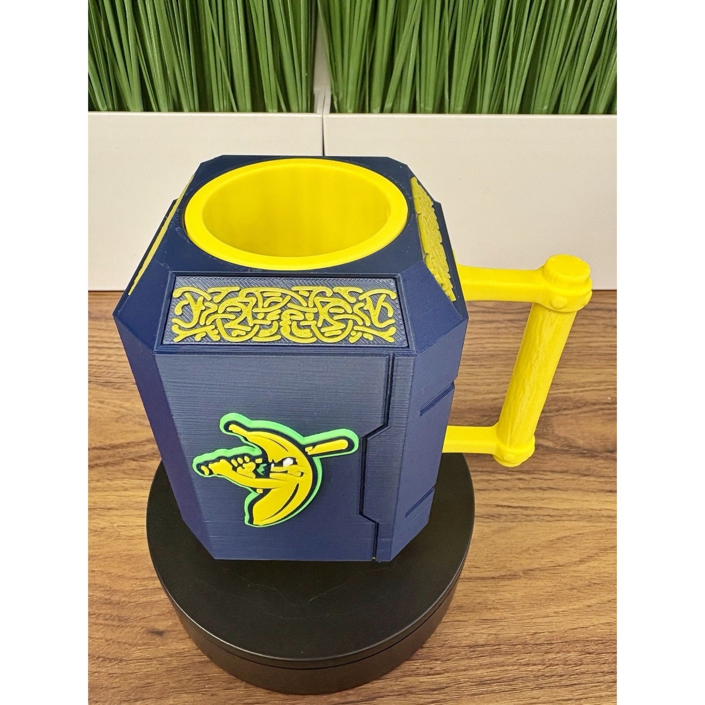 Savannah Bananas Can Holder Koozie