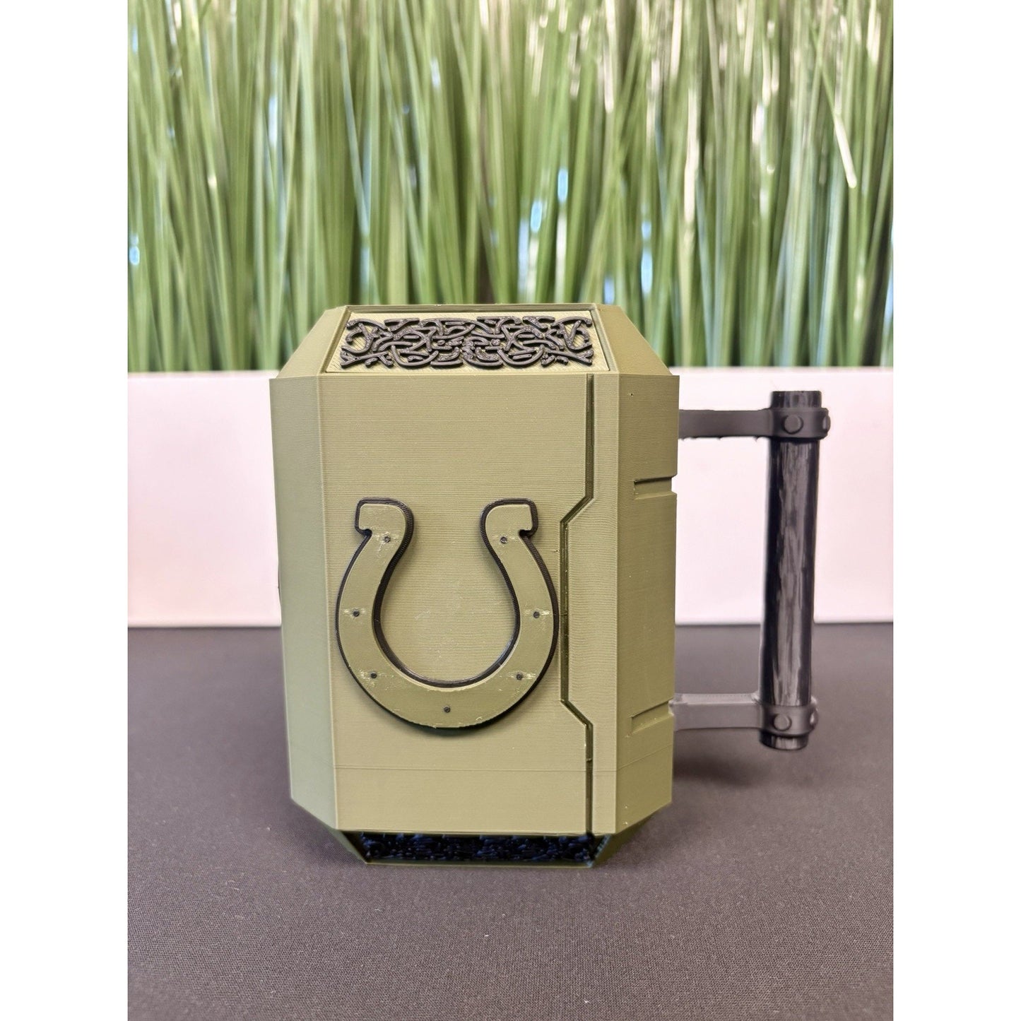 Indianapolis Colts Salute To Service, Can Holder Koozie ￼