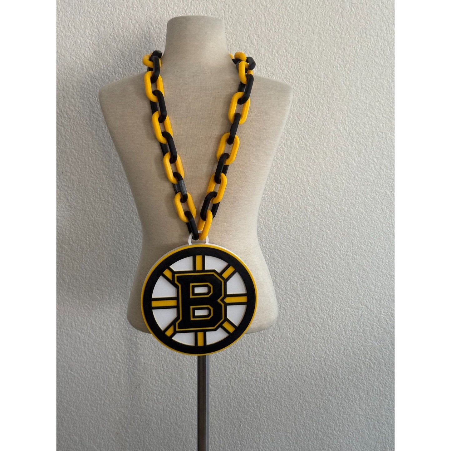 Boston Bruins Oversized Logo Necklace, Hype Chain "Fear the Bear! "