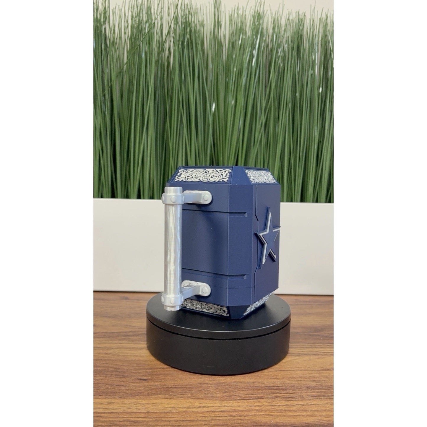 Dallas Cowboys Can Holder Koozie