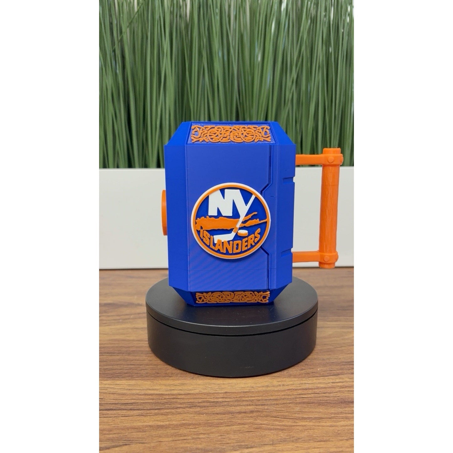 3D Printed New York Islanders Can Holder Koozie - Fits 12oz Cans