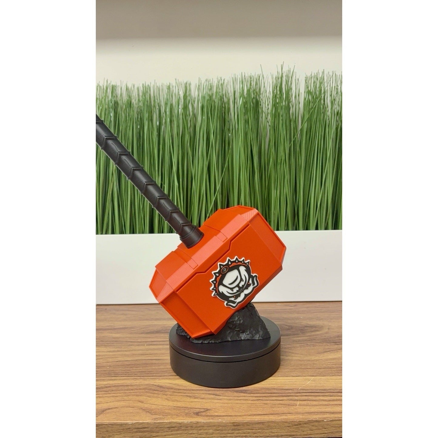 University of Georgia Bulldogs, 3-D printed Thor hammer