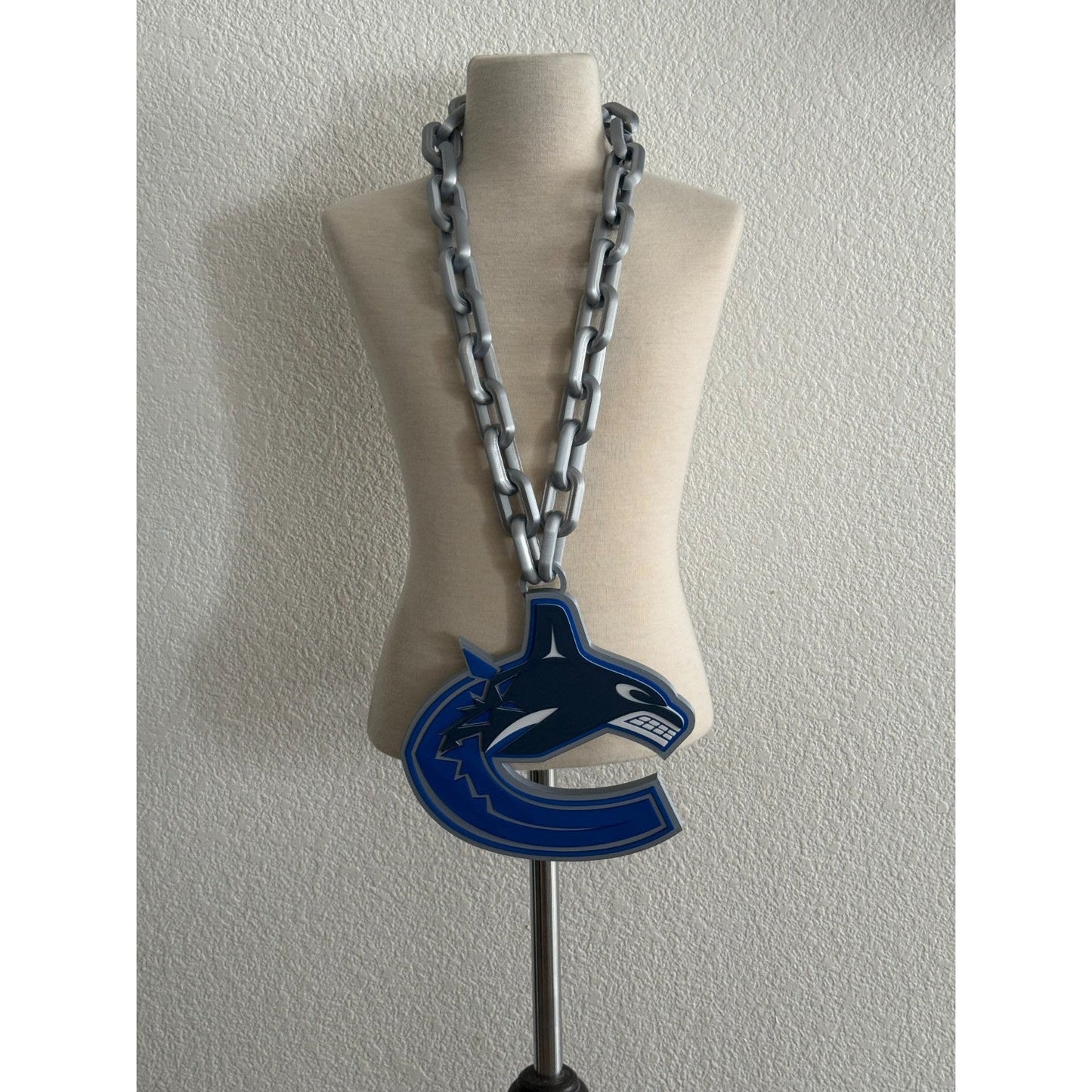 Vancouver Canucks Oversized Necklace, Hype Chain "All together. All in"