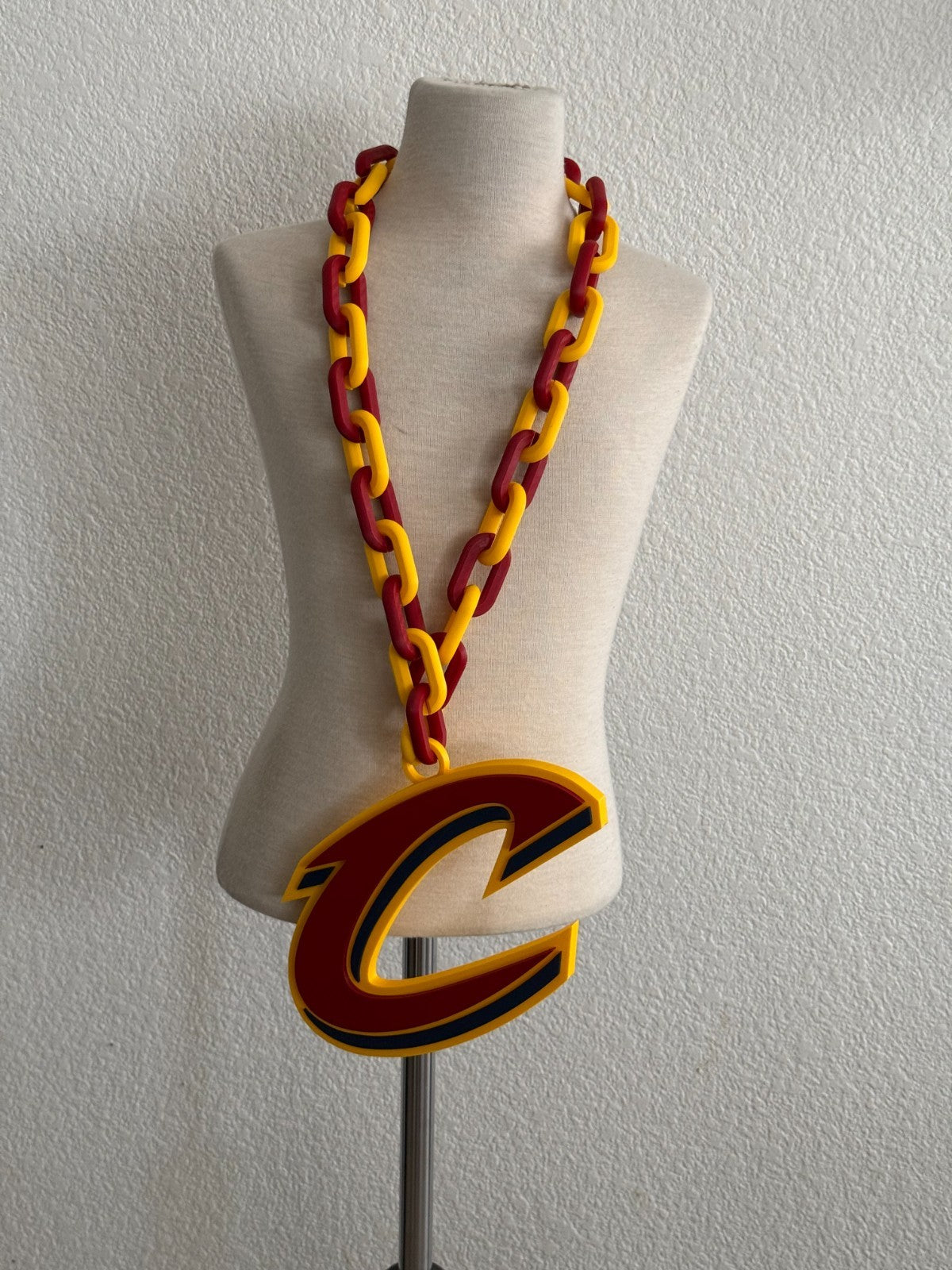 Cleveland Cavaliers Oversized Necklace Turnover Chain Pendant Handmade