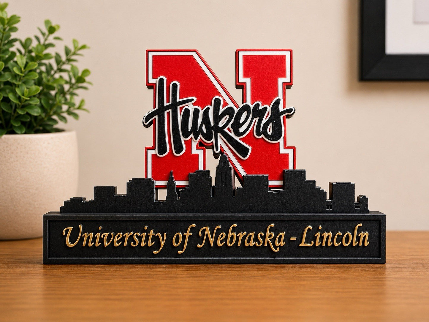 University Nebraska Corn Huskers 9” Skyline NCAA Office Desk Decor Man Cave Gift