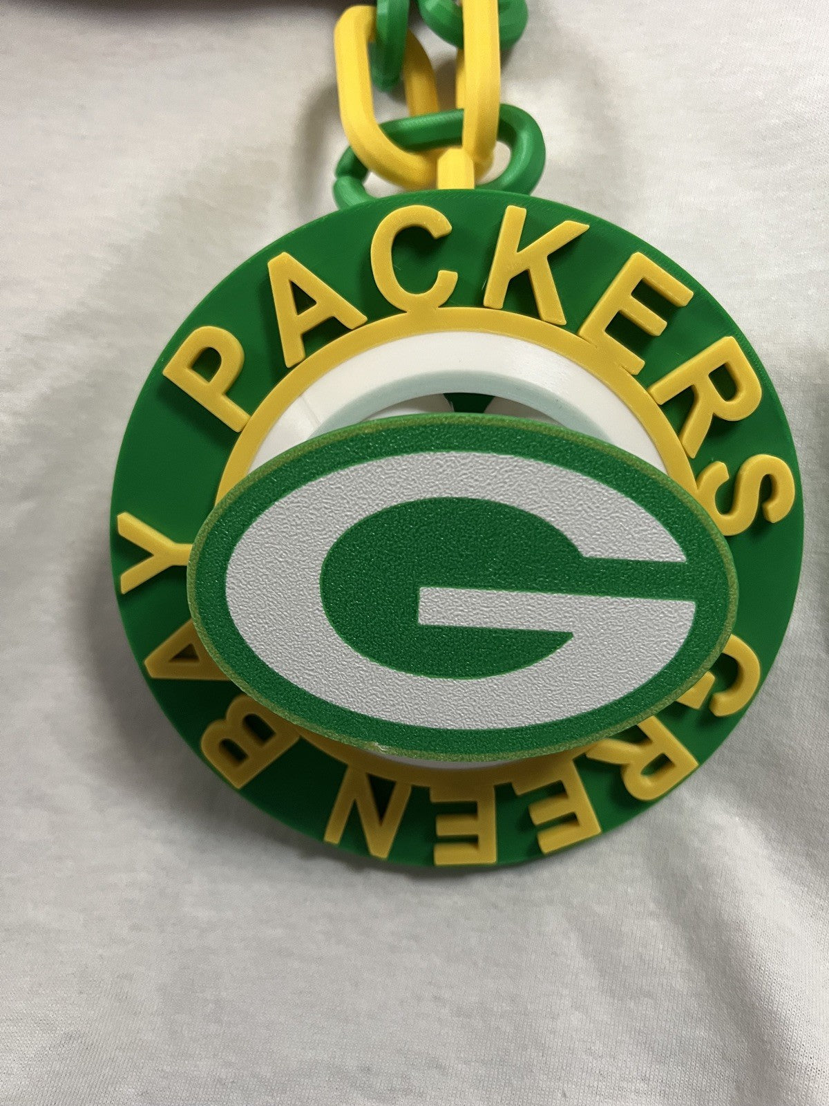Greenbay Packers Oversized Spinner Style NFL Pendant w/ 42" Chain Link Style