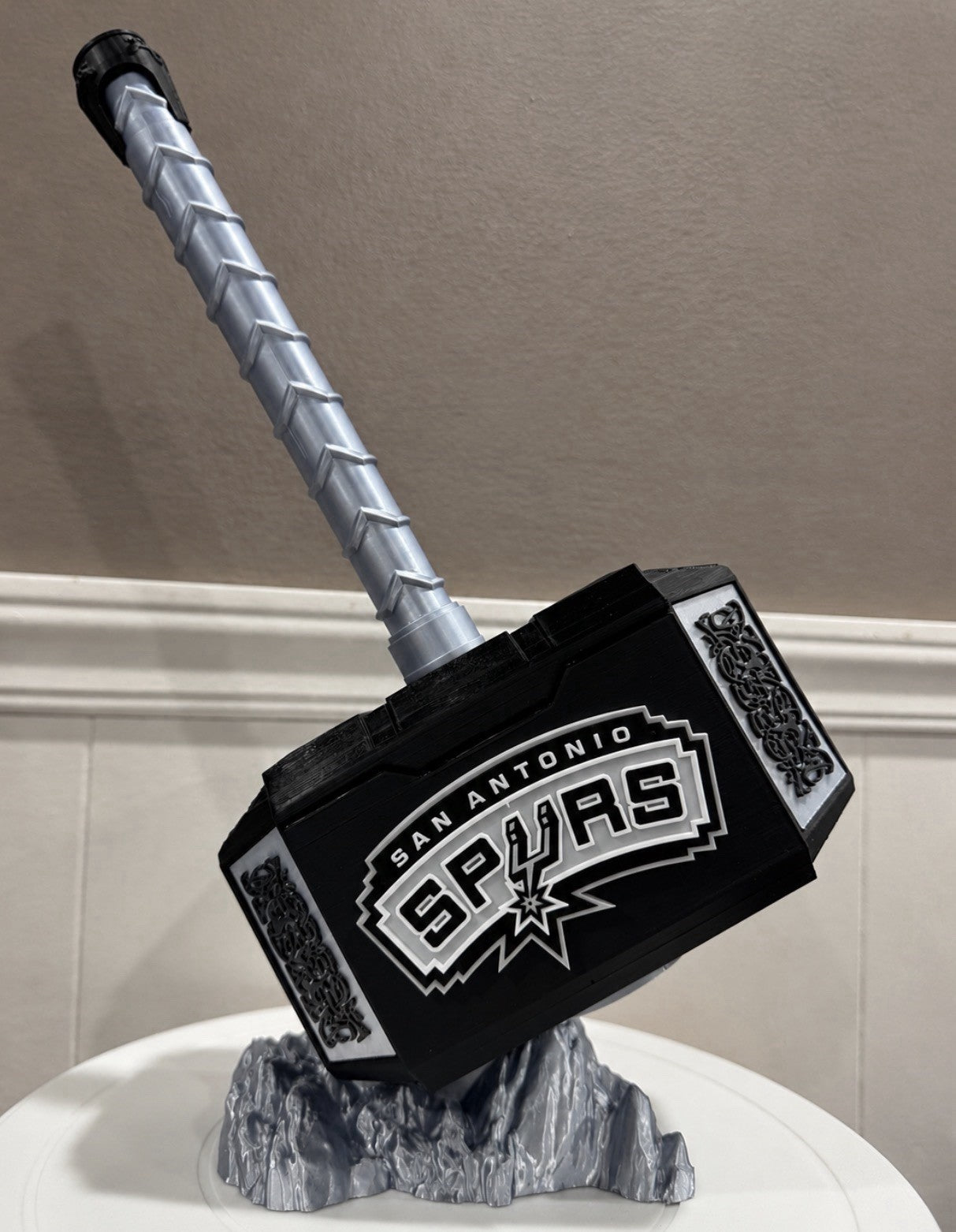 San Antonio Spurs 13” Thor Hammer & Rock NBA Unique Fan Gifts Man Cave Office
