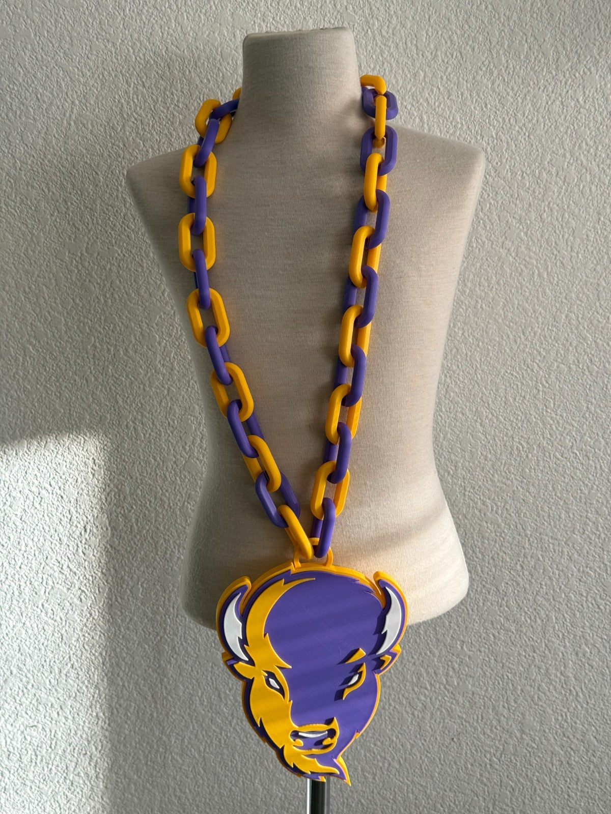 Lipscomb Bisons Oversized Fan Necklace, Hype Chain