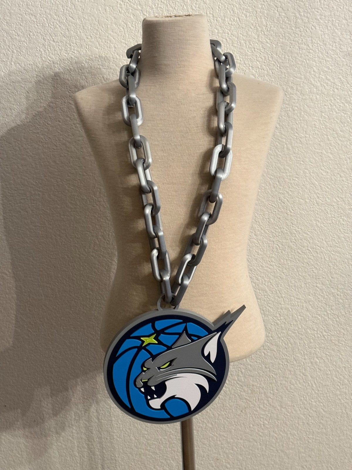 Minnesota Lynx Oversized Logo Necklace Turnover  Hype Chain WNBA Handmade 3D