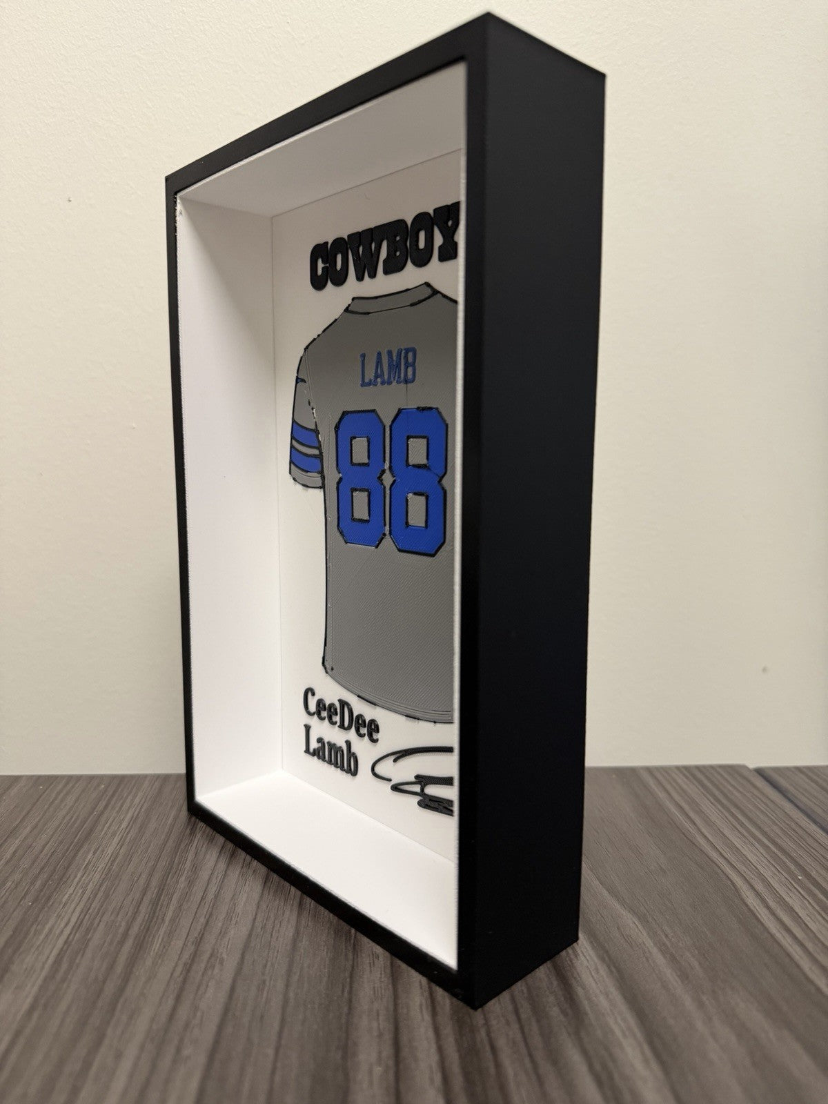 Custom Football Jersey-Inspired Wall/Desktop Display – 3D Printed Frame