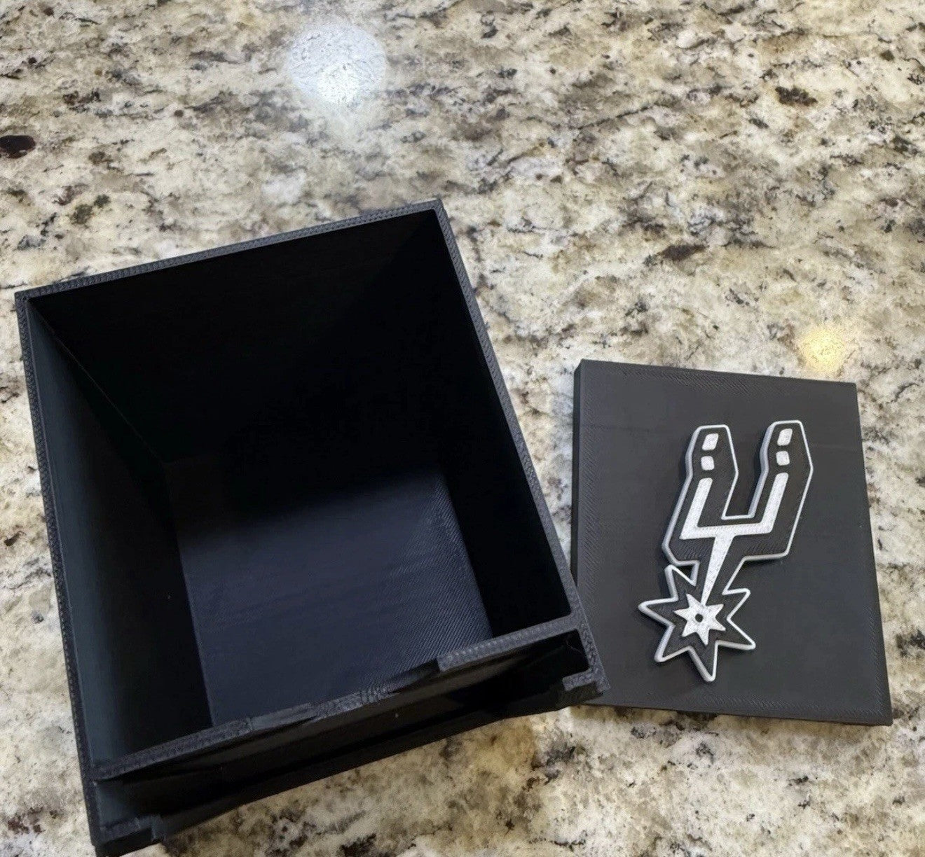 San Antonio Spurs Top Loader Deck Box Fits 45 Standard Top Loaders 3d Print