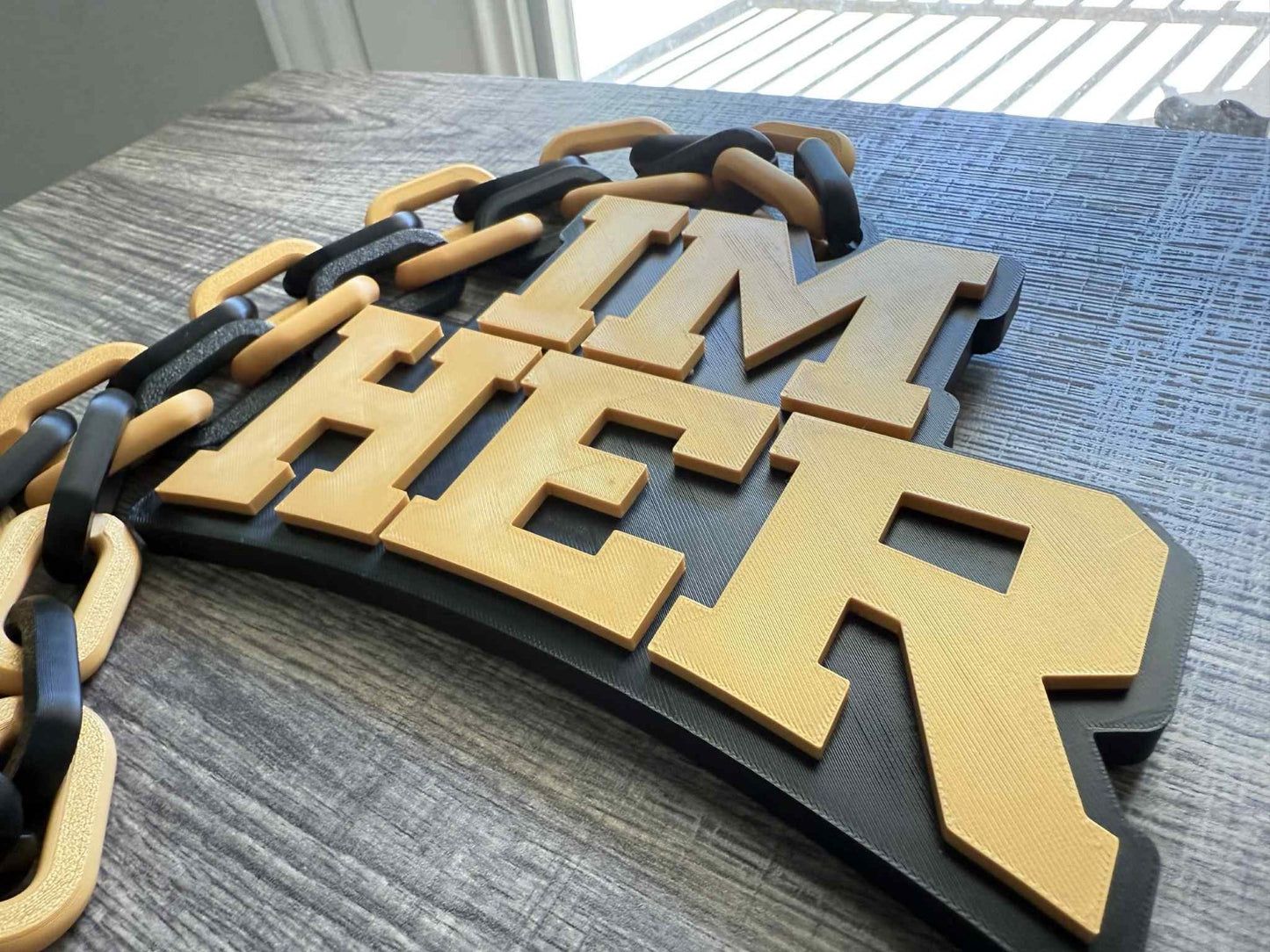 Im Her Logo Oversized Necklace, Hype Chain