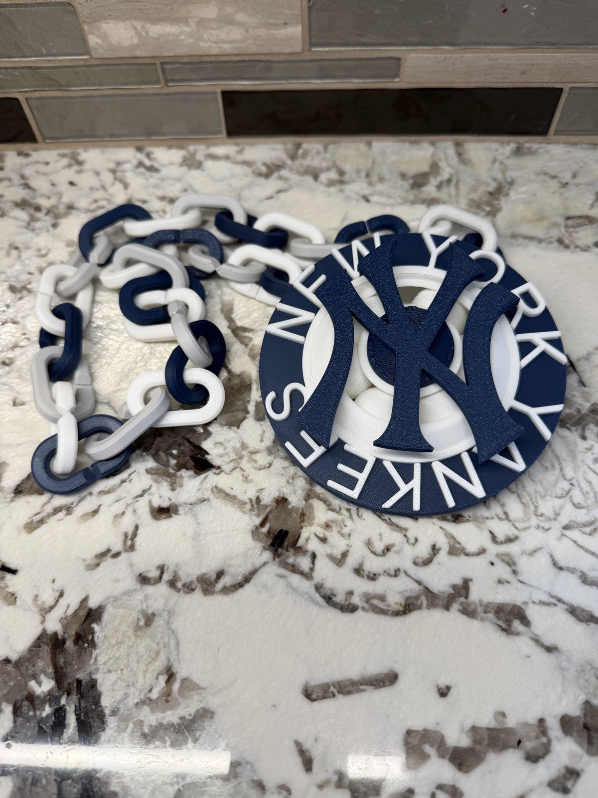 New York Yankees Spinner Turnover Chain | 4.75” Pendant | 36” Chain