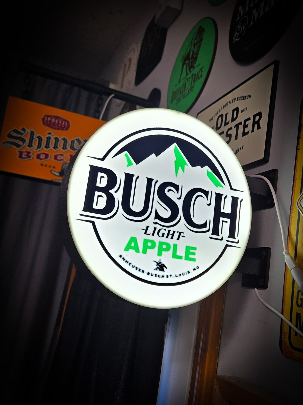 BUSCH LIGHT APPLE 12 Inch Light Box LED Sign 3D Printed Wall Decor Man Cave