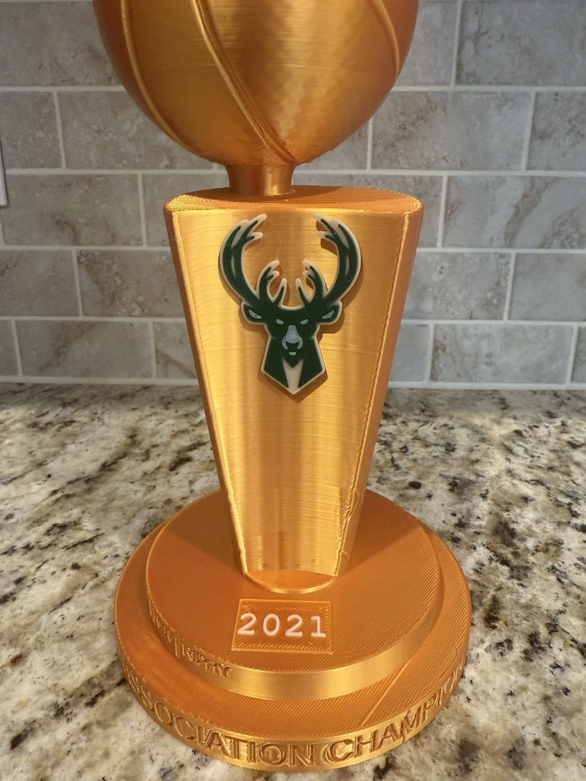 2021 Milwaukee Bucks NBA CHAMPION TROPHY gold Larry O'Brien 10 inches