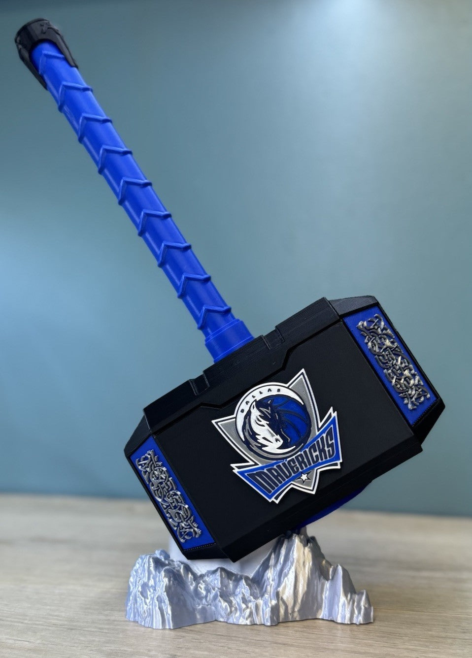 Dallas Mavericks Thor Hammer & Rock NBA  Unique Fan Gifts Man Cave Office Desk