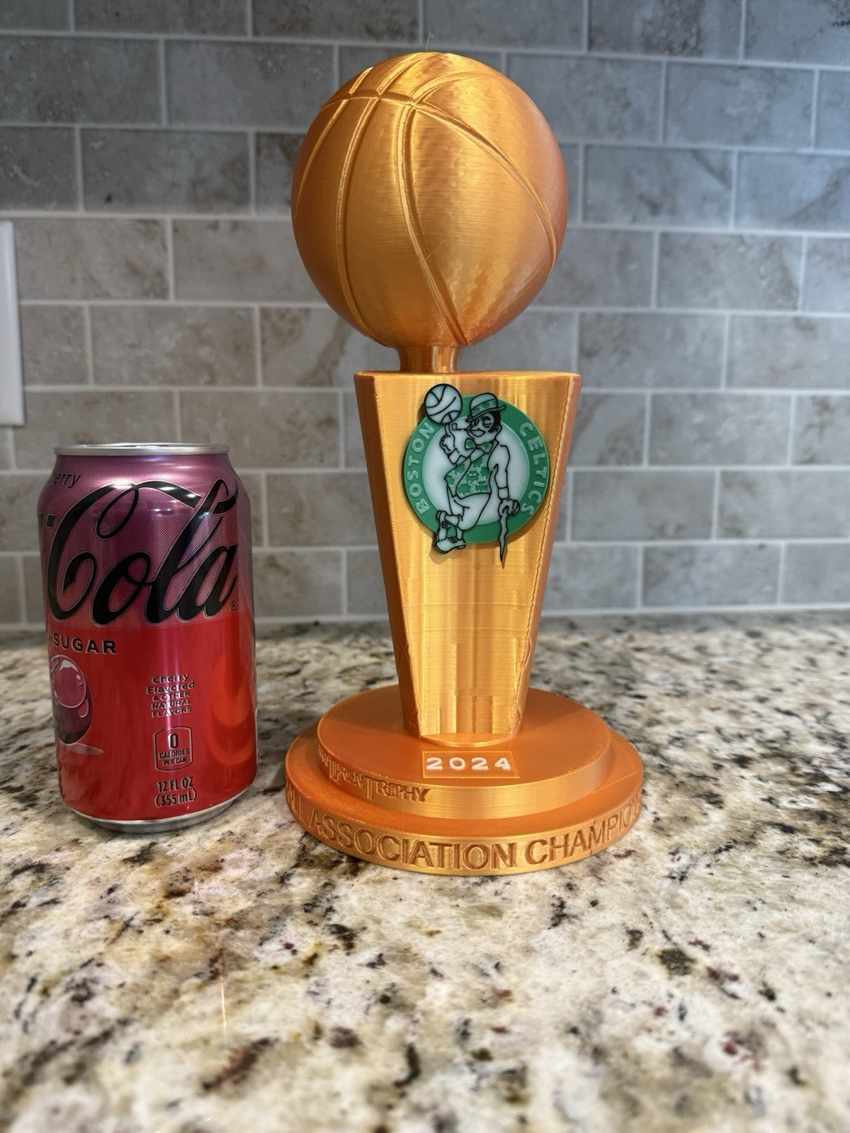 2024 Boston Celtics NBA CHAMPIONS TROPHY gold pla Larry O'Brien 10 inches