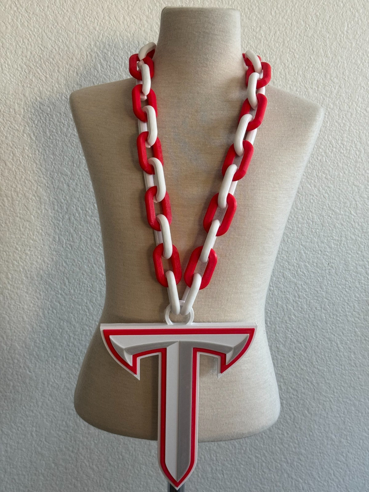 Troy Trojans Oversized Logo Necklace, Hype Chain "Trojans"
