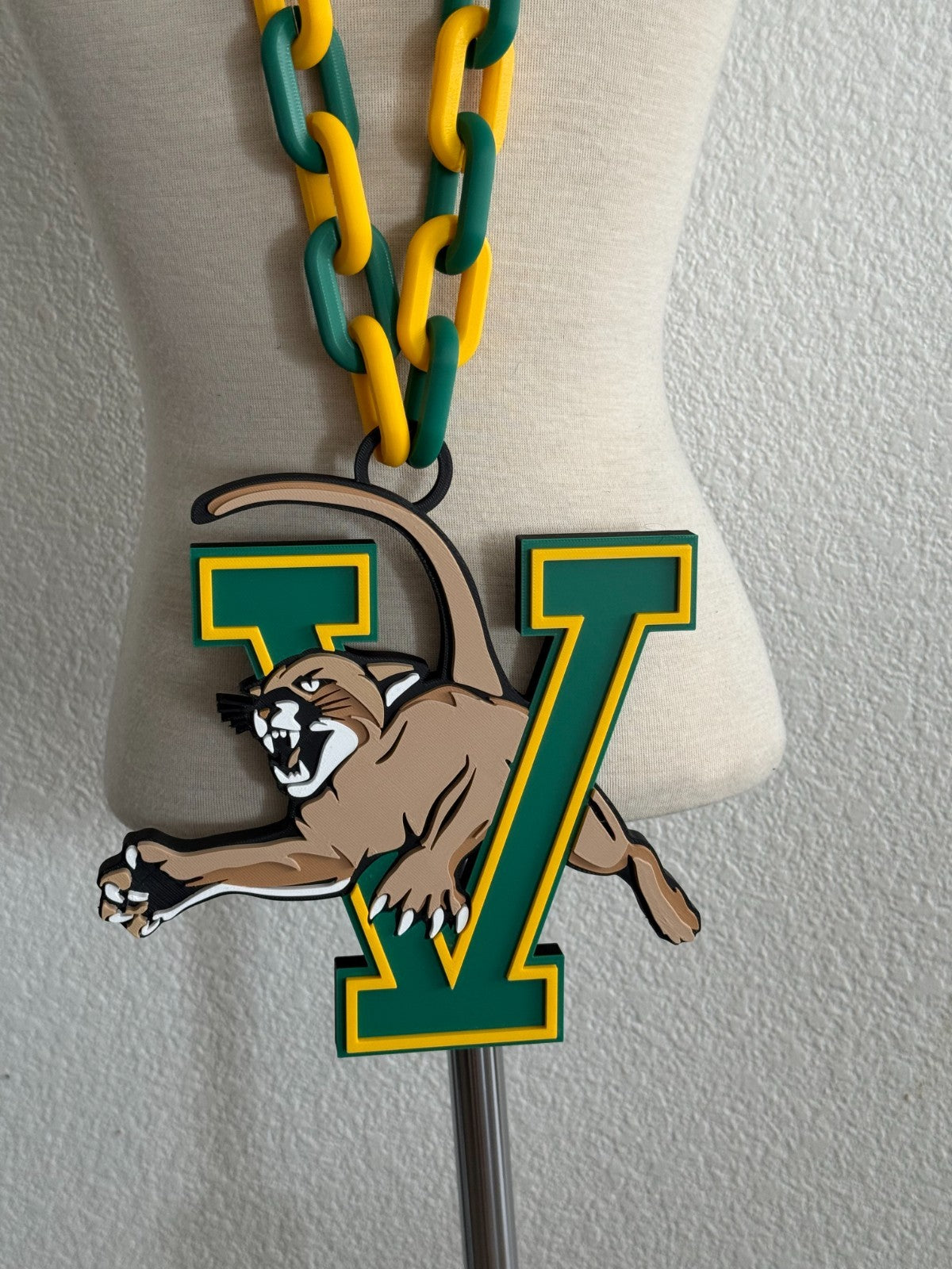 Vermont Catamounts Oversized Necklace, Hype Chain Handmade 3D Printed