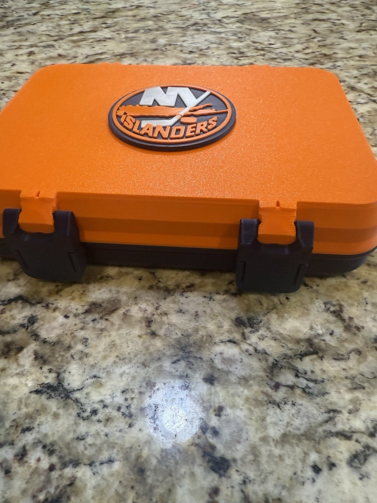 New York Islander Golf ball box 3d printed Fits 12 golf balls Balls not included