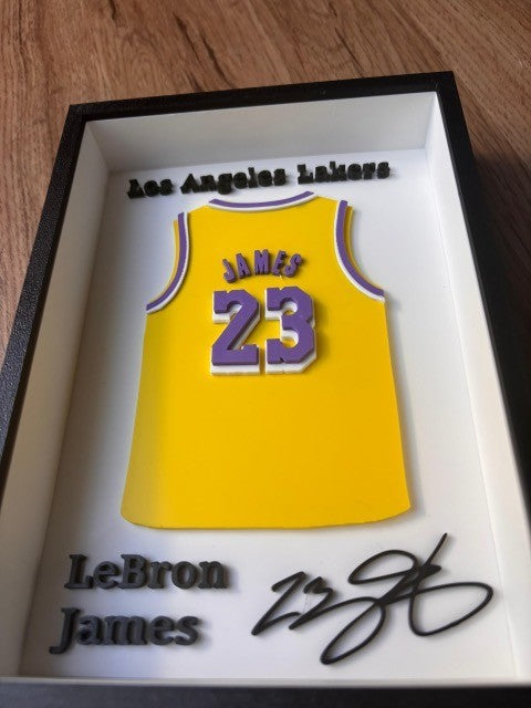 Lakers – Lebron James #23 Framed 3D Jersey Display (Collector’s Edition)