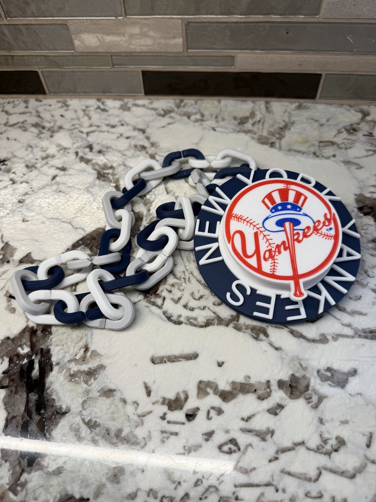 New York Yankees Spinner Turnover Chain | 4.75” Pendant | 36” Chain