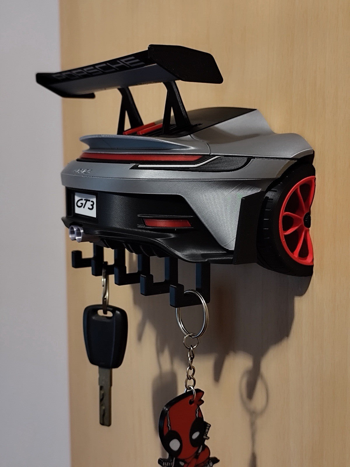 GT3 RS Car-Shaped Wall Mounted Plastic Key Hook Holder Rack, Gray/Black/Red