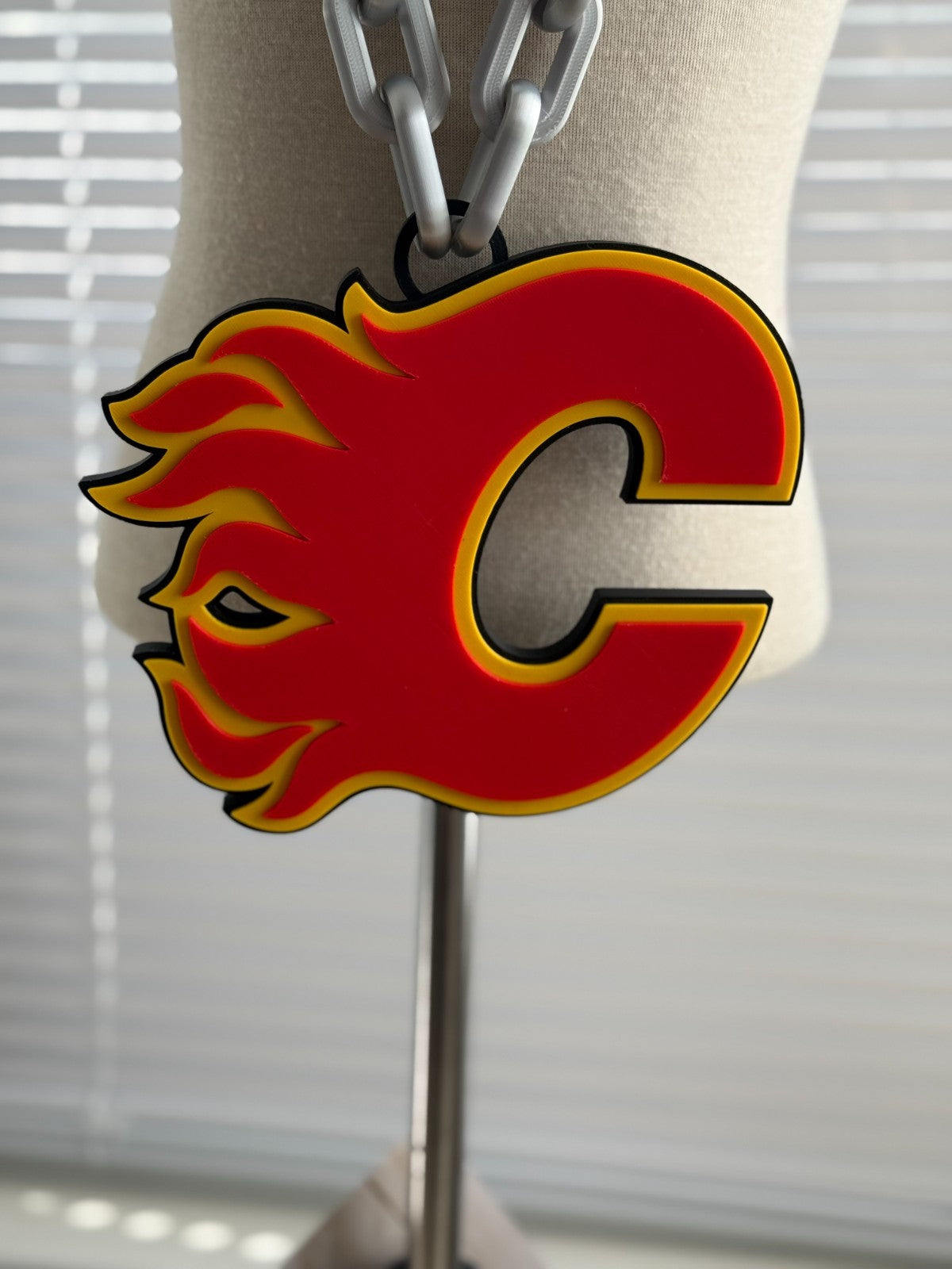 Calgary Flames Oversized Necklace, Fan Hype Chain "C" of Red!