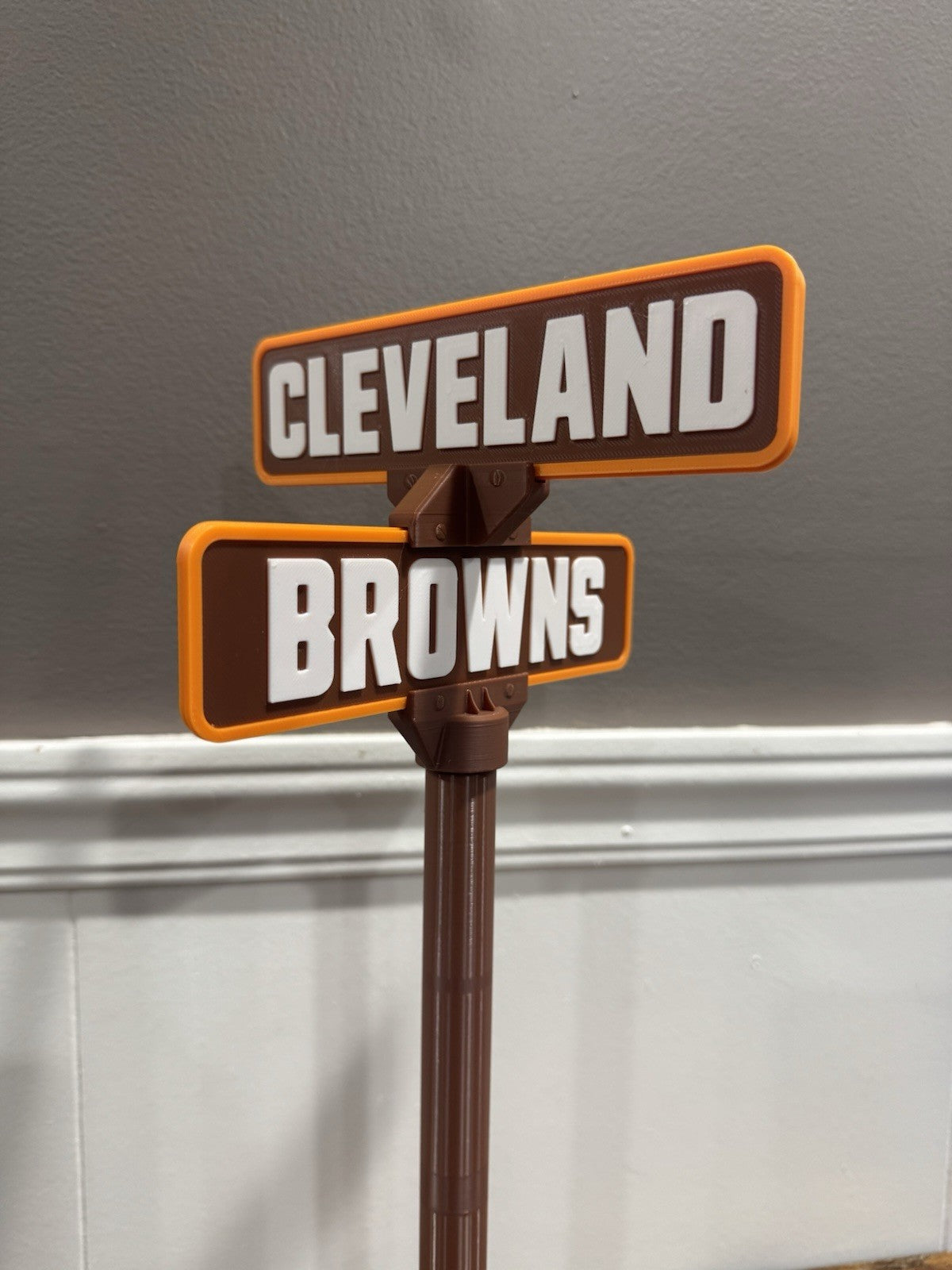 Cleveland Browns 15” Street Sign Man Cave Memorabilia Office Desk Decor Fan Gift