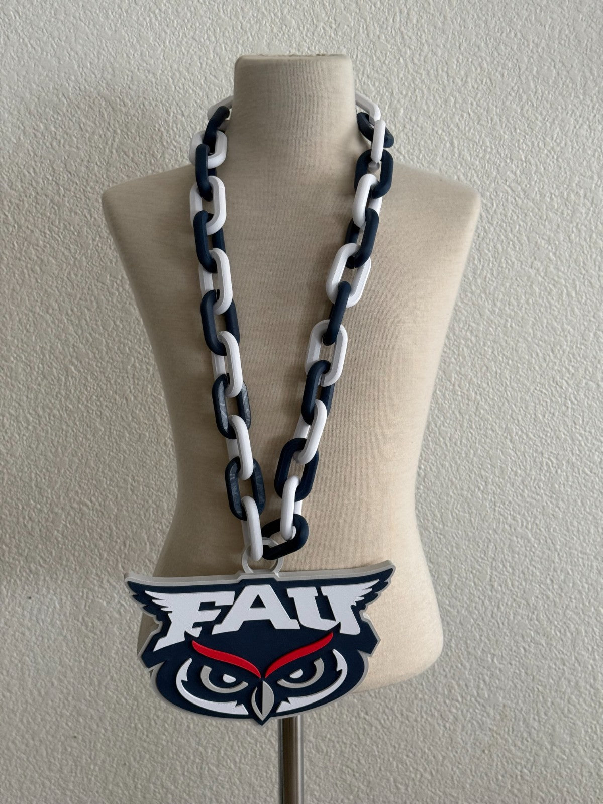 Florida Atlantic Owls Logo Necklace Oversized Turnover Chain HandMade 3D Printed
