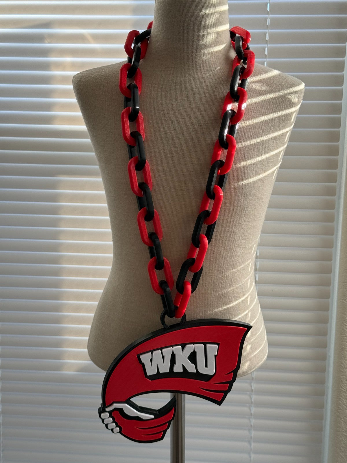 Western Kentucky Hilltoppers Logo Oversized Necklace, Pendant Chain