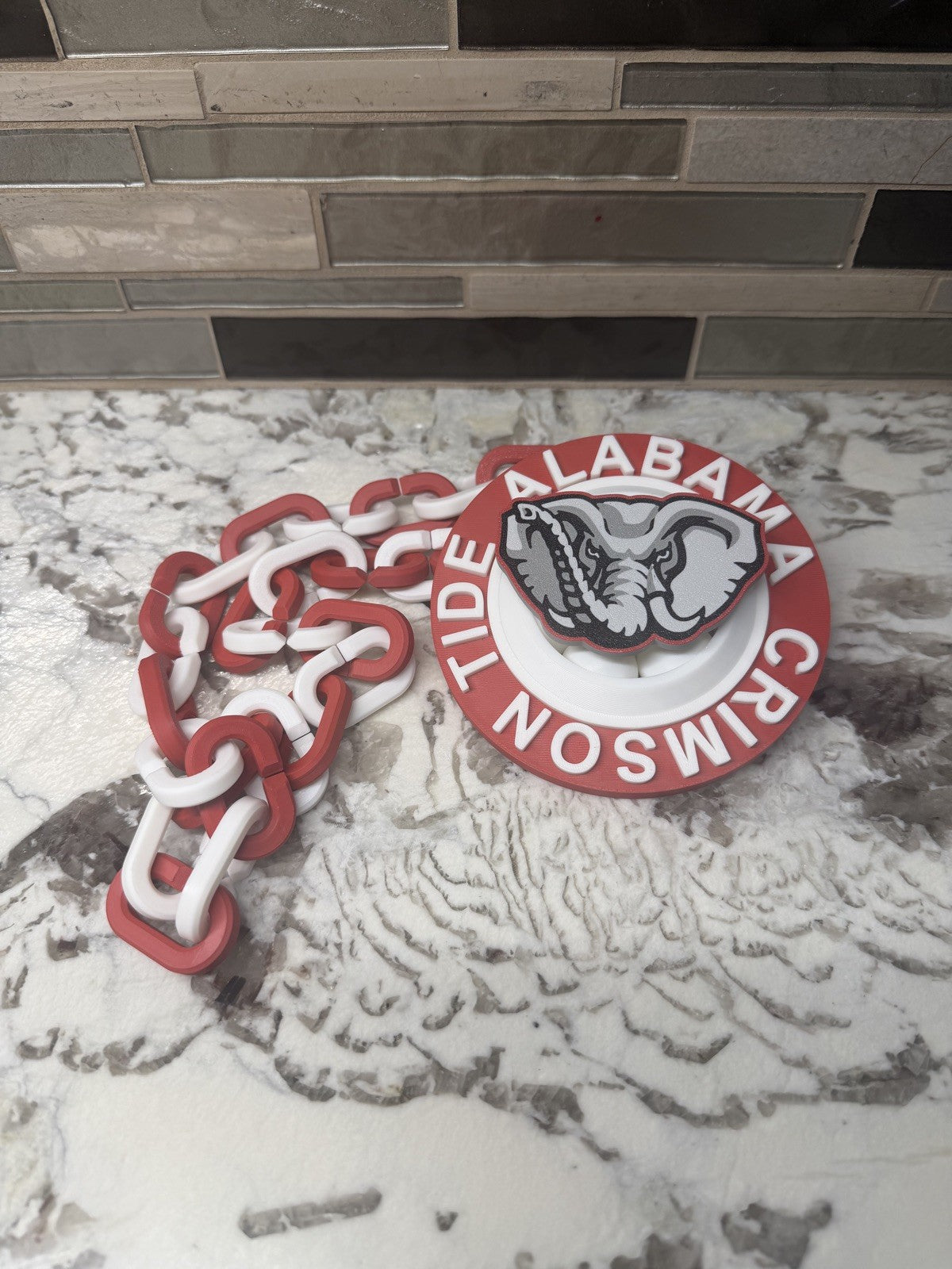 Alabama Crimson Tide Spinner Turnover Chain | 4.75” Pendant | 36” Chain | Bama