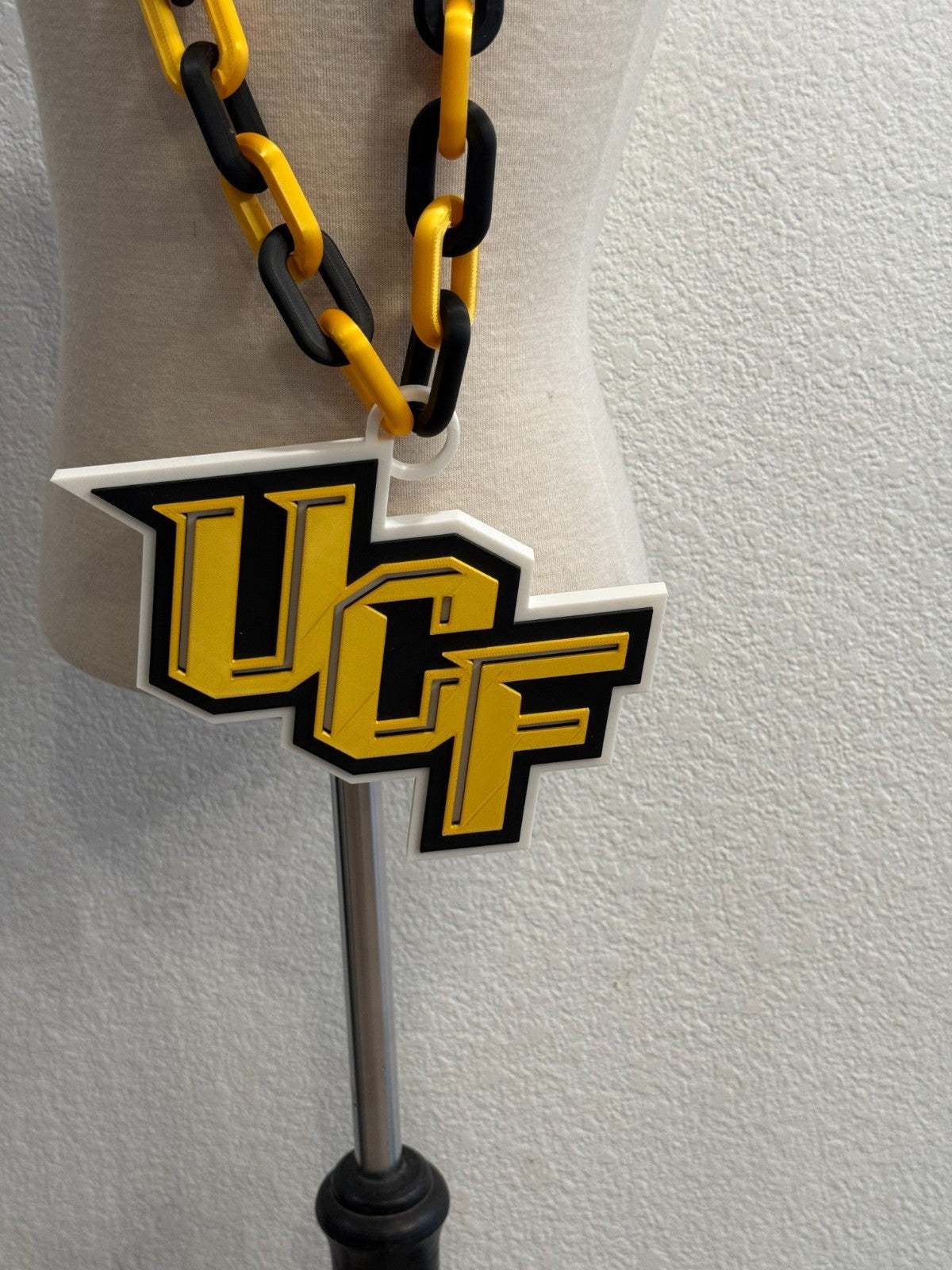 UCF Knights Fan Chain Necklace 3D Printed NCAA Big Logo Turnover Chain Black Go