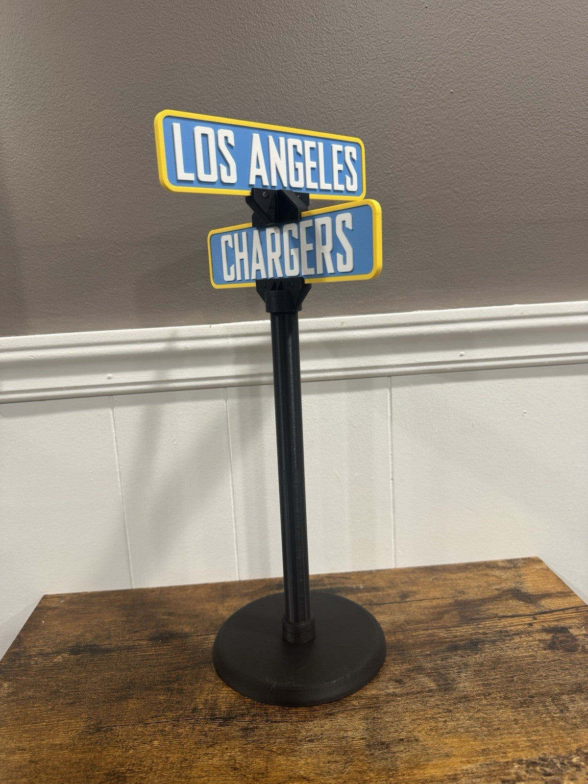 Los Angeles Chargers Street Sign Man Cave Memorabilia Office Desk Decor Fan Gift