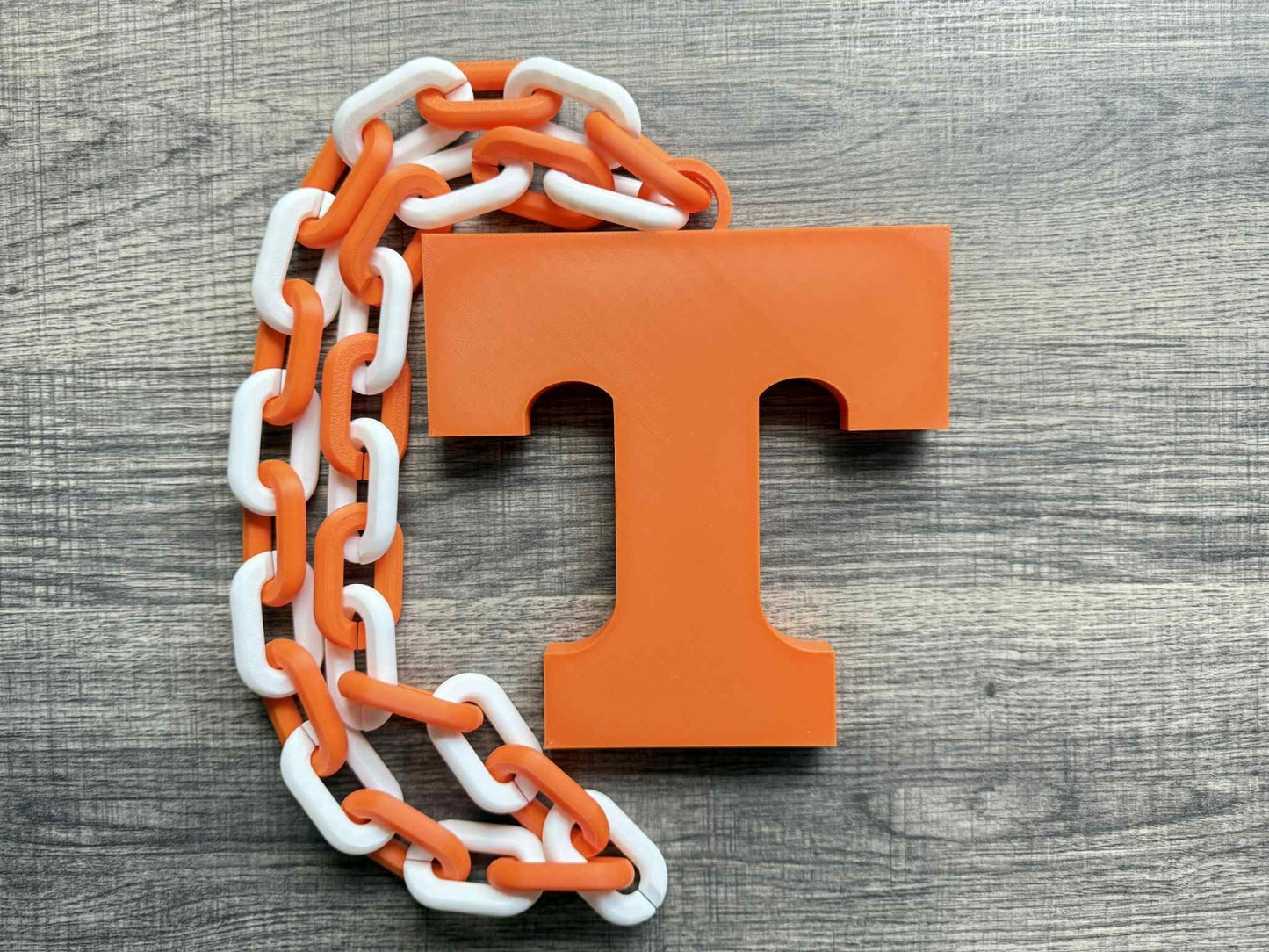 Tennessee Volunteers Logo Oversized Necklace, Hype Chain